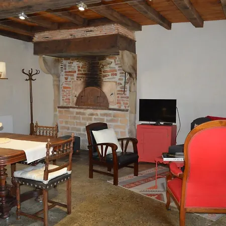 Appartement De Damary